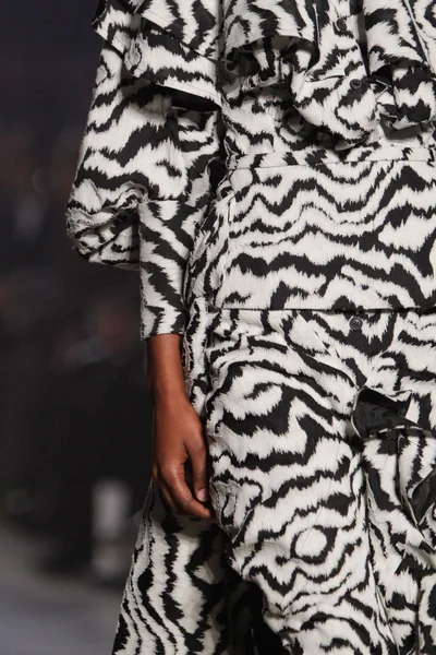 Look 114